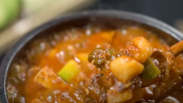 [Chi-ge] gocyujang-chi-ge, ゴチュジャンチゲー,고추장 찌개 recipe – korea food